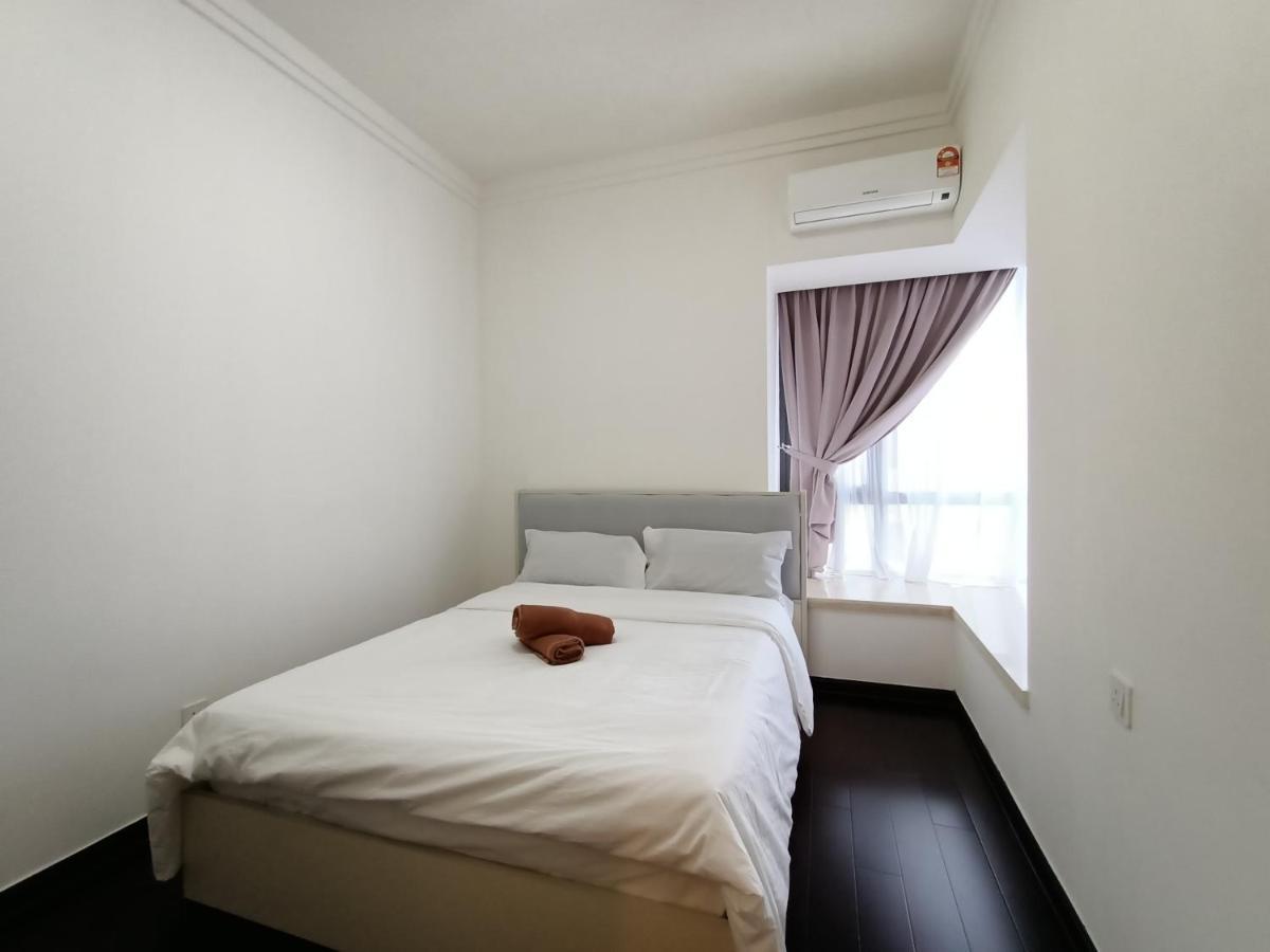 R&F Princess Cove Premium Homestay Famaily Johor Bahru Exterior foto